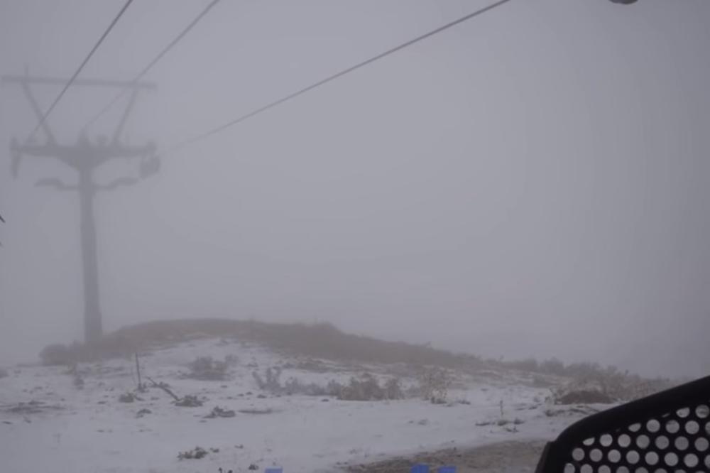 ZABELELA SE GRČKA: Sneg kad mu vreme nije, ali sezona i dalje traje! (VIDEO)
