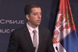 KURIR TV UŽIVO IZ VLADE Vučić sa vrhom Vojske Srbije vanredno se obraća večeras u 21 sat!