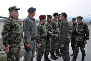 MINISTAR VULIN: Vojska spremna da zaštiti život Srba na KiM i sprovede svako naređenje vrhovnog komandanta
