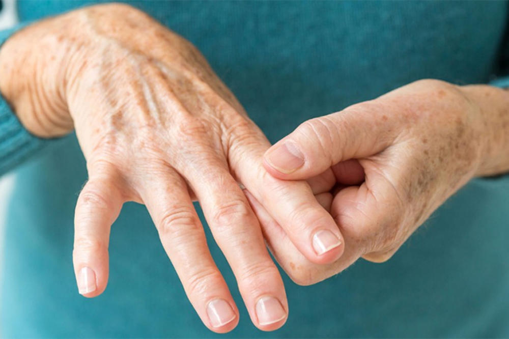 HLADNO VREME I SMRZNUTE RUKE: Kako da poboljšate CIRKULACIJU ako imate artritis?