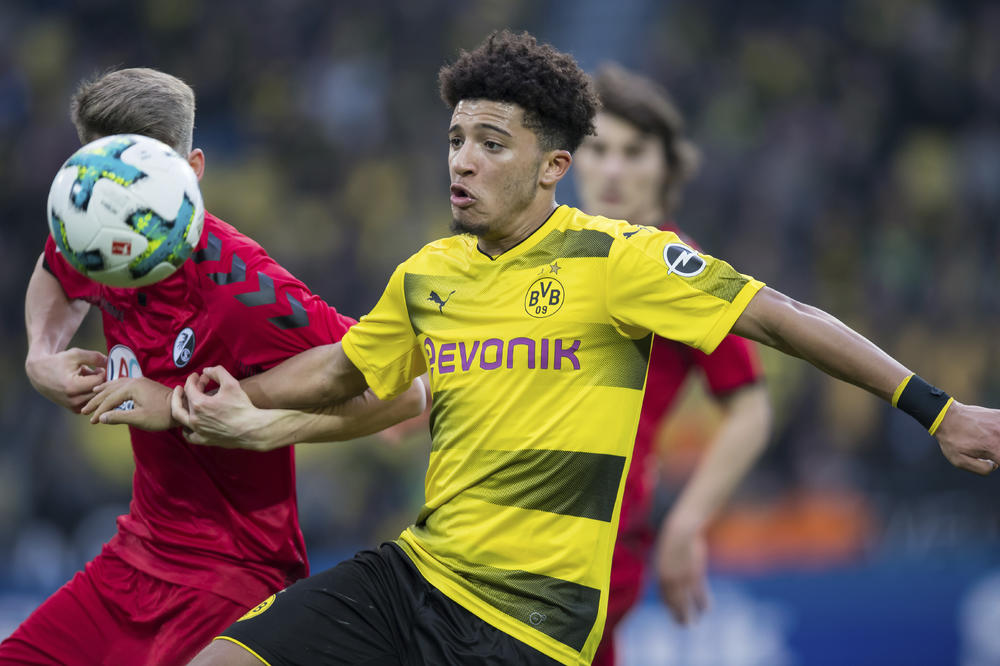 VERAN MILIONERIMA: Džejdon Sančo produžio ugovor sa Borusijom iz Dortmunda