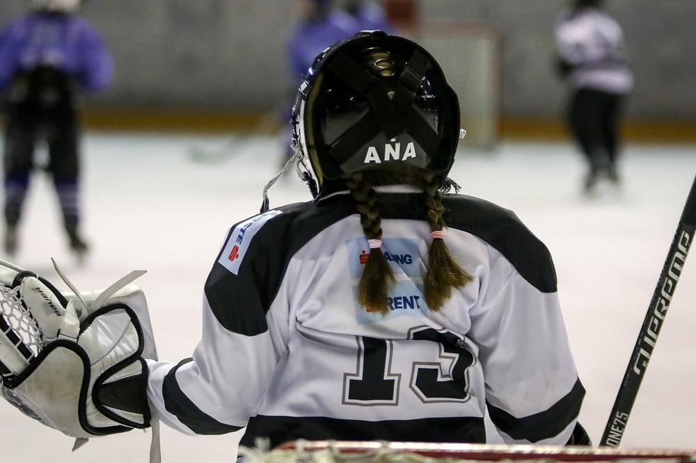 HOKEJ NA LEDU: Svetski hokejaški vikend za devojčice u novosadskom SPENS-u