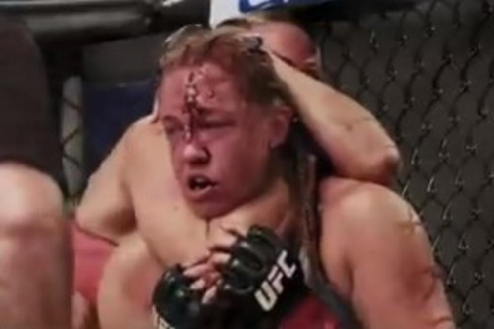 KRV PRŠTALA NA SVE STRANE: Ovakvo brutalnu tuču UFC devojaka nikad niste videli (UZNEMIRUJUĆI VIDEO)