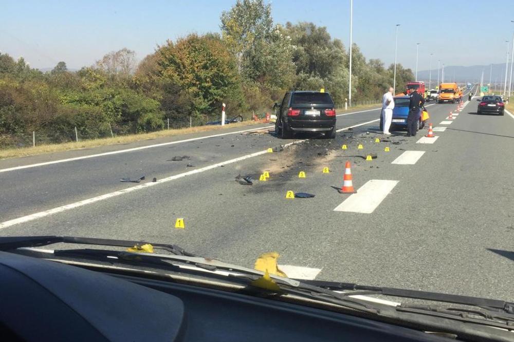 STRAVIČAN SUDAR NA IZLAZU OKUČANI: Zatekli smo smrskane automobile i 2 mrtva tela na putu! U šoku smo, prizor je strašan!