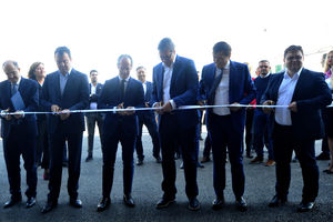 SVEČANOST U SREMSKOJ MITROVICI Predsednik Vučić otvorio fabriku za obradu drveta: Ovo je ono što smo želeli da pokažemo Srbiji!