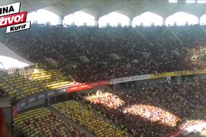 GRMI BUKUREŠT: KOSOVO JE SRBIJA! 50.000 rumunskih navijača skandiralo ZA SRBIJU! (KURIR TV)