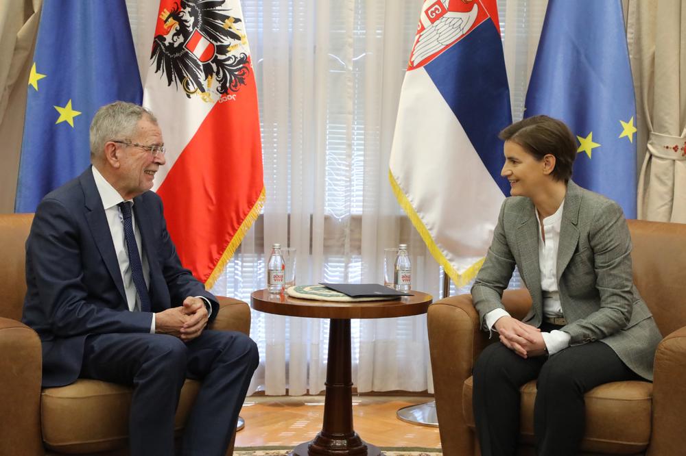 PREMIJERKA RAZGOVARALA SA PREDSEDNIKOM AUSTRIJE Belen: Želimo da vidimo Srbiju u zajednici evropskih zemalja