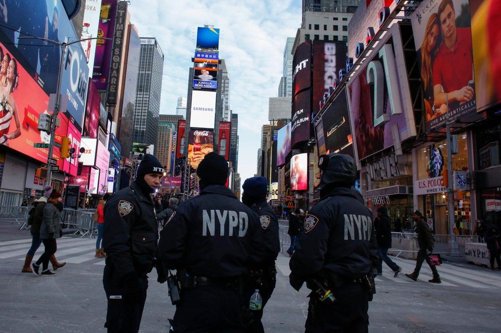 EKSPLOZIVNI SNIMCI: Policajci u Njujorku ne snimaju više svoje zadatke jer kamere eksplodiraju!