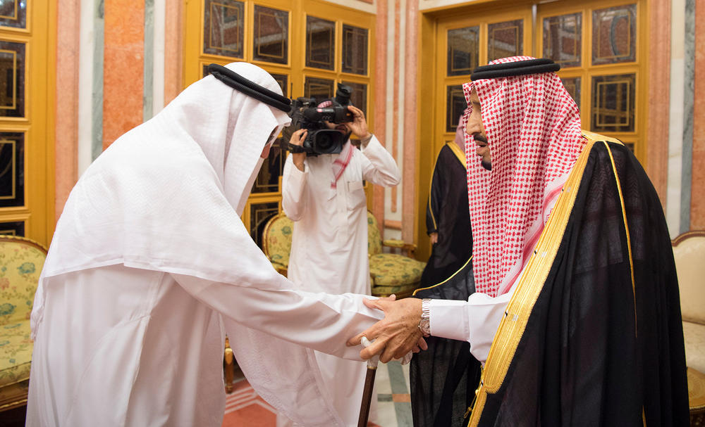 Kralj Salman sa rođakom ubijenog novinara