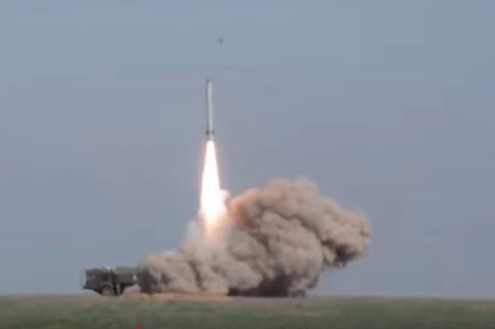 RUSKA RAKETA PRESTRAVILA SAD: Nosi tonu eksploziva i ima domet od 4.500 kilometara (VIDEO)