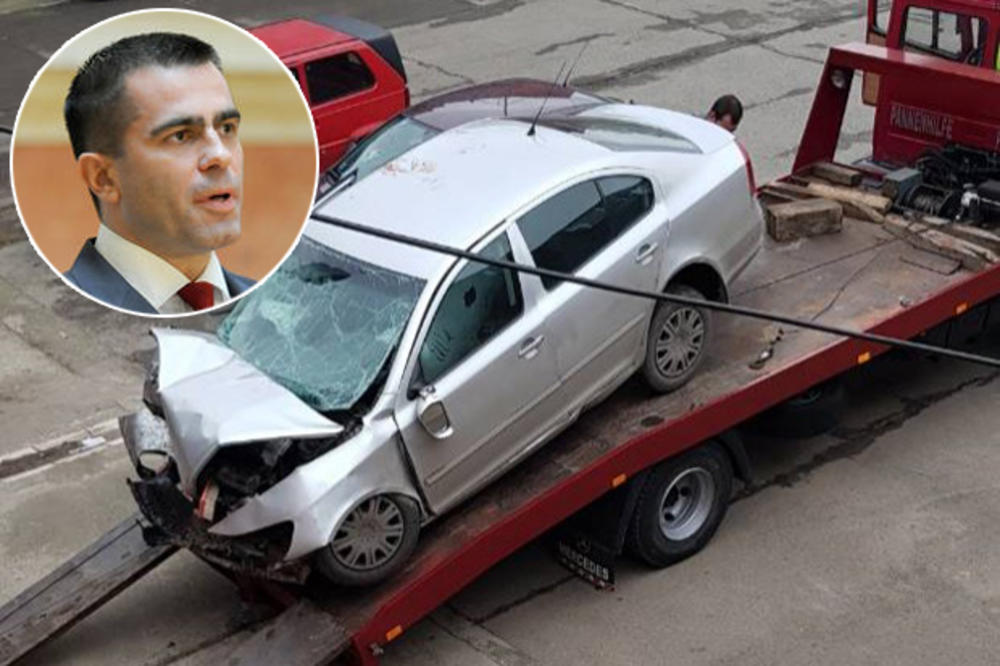AUTO POSLANIKA MILIĆEVIĆA POTPUNO SMRSKAN: Pogledajte kako izgleda vozilo socijaliste nakon stravične saobraćajke! (FOTO)