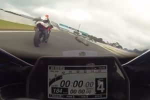 ZAMALO DA POGINU ZBOG PTICE! Bizaran sudar moto-trkača pri brzini od 170 km/h! (VIDEO)