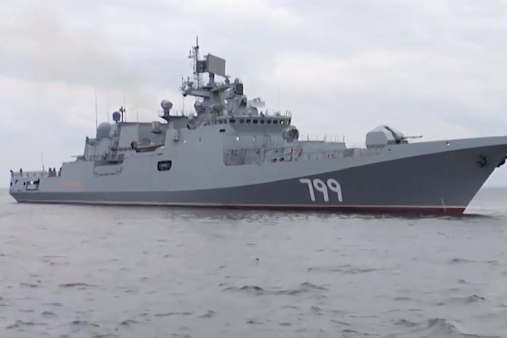 OBJAVLJENA FOTOGRAFIJA Rusi tvrde: Admiral Makarov je u Sevastoplju! Brod nije oštećen, on je čitav!