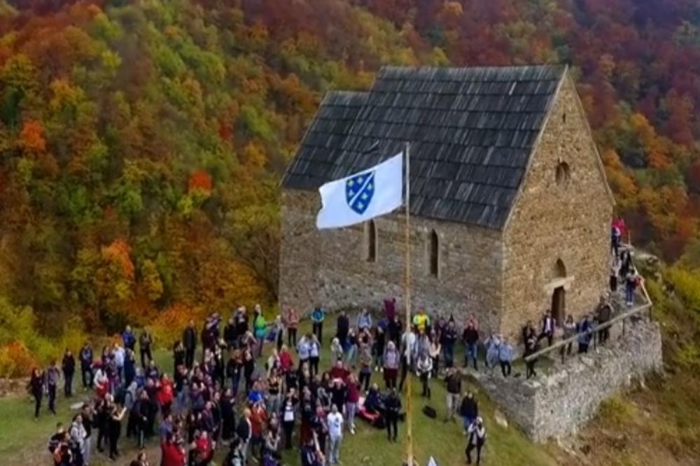 NEPOZNAVANJE ZASTAVA Zastava Republike BiH predstavljena kao zastava Armije RBiH  (VIDEO)