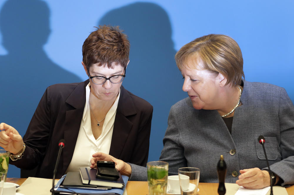 SAD JE ZVANIČNO: Naslednica Angele Merkel kandidovala se za lidera CDU