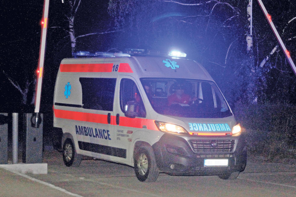 NOĆ U BEOGRADU: Dve osobe povređene u udesima, jedna prevezena na reanimaciju u Urgentni centar