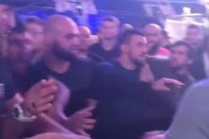 MASOVNA TUČA NA MMA TURNIRU U MOSKVI: Nagibin udario Karahanjana posle gonga, a onda je nastao HAOS ! (VIDEO)