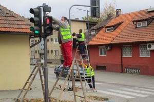 ZVUČNO-GOVORNA SIGNALIZACIJA NA SEMAFORIMA U BORU: Podrška osobama sa invaliditetom!