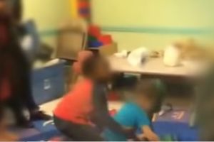 OBDANIŠTE IZ PAKLA: Vaspitačice iz dosade terale decu da se tuku po ugledu na poznati film (VIDEO)