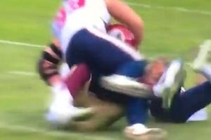 JEZIVO! ŽELUDAC DA TI SE PREVRNE: Srbin slomio nogu u NFL-u! Ceo stadion je okretao glavu (UZNEMIRUJUĆI VIDEO)