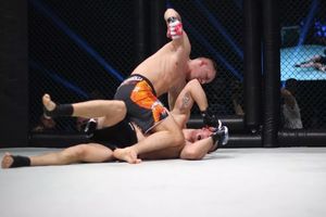 SPEKTAKL: MMA makljaže u Novom Sadu!
