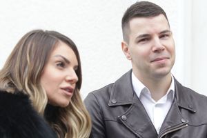 IVANA PAVKOVIĆ I PETAR MITIĆ BAŠ ODREŠILI KESU ZA SVOG TROGODIŠNJAKA! Sigurni su da će se oduševiti, a tek da čujete detalje GALA PROSLAVE ROĐENDANA!