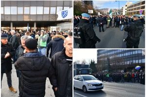 HAOS U CENTRU SARAJEVA! Stotine radnika protestuju pred zgradom Vlade BiH