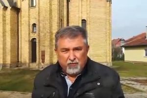 REPORTER KURIRA U PARTEŠU SA DIREKTOROM BOŽOM: Ne daju nam ni kesu da unesemo iz centralne Srbije! (KURIR TV)
