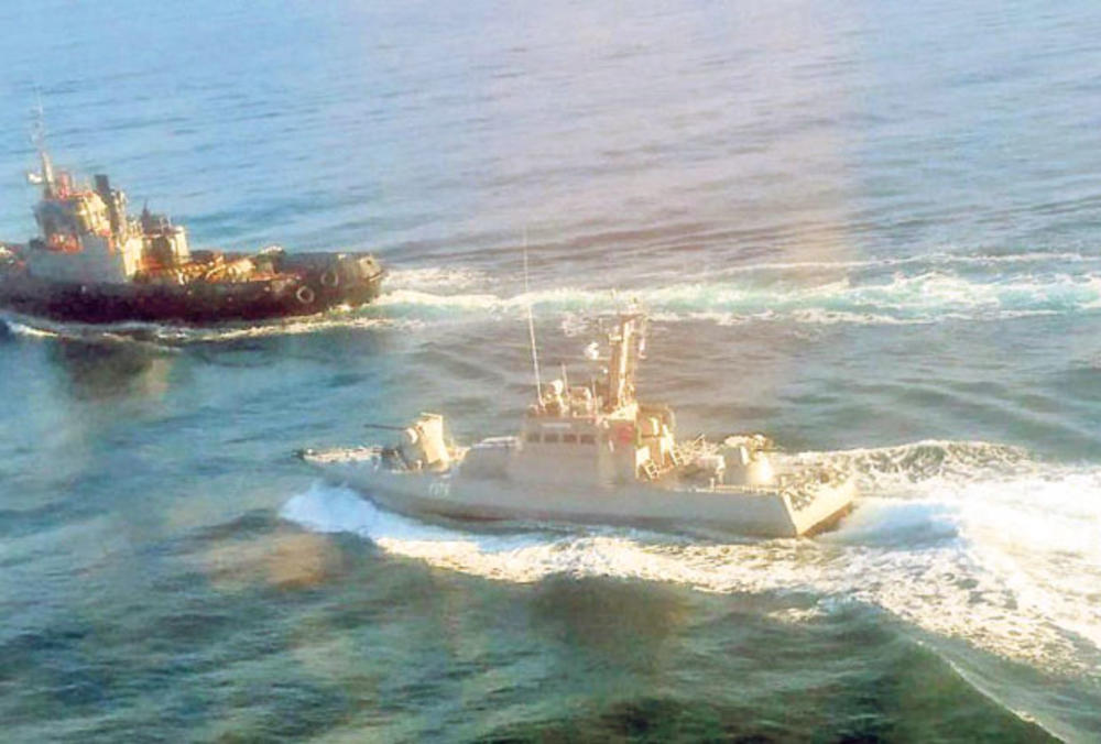 Susret u Azovskom moru... Rusija sprečila brodove ukrajinske mornarice da prođu kroz Kerčki prolaz
