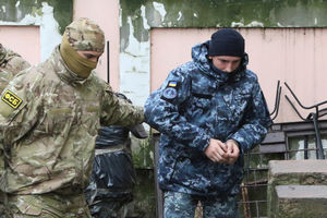 ZAROBLJENOM UKRAJINSKOM MORNARU 2 MESECA PRITVORA: Prvi od 24 uhapšenih se izjasnio kao nevin! (VIDEO)