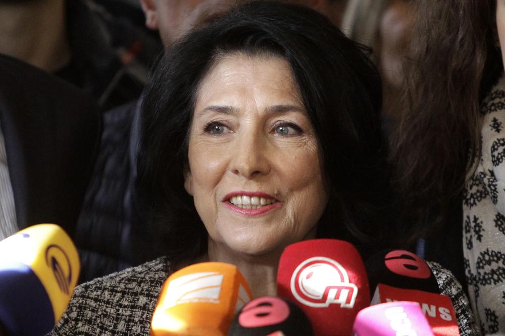 GRUZIJA IZABRALA PRVU ŽENU PREDSEDNIKA: Salome Zurabišvili pobedila u drugom krugu predsedničkih izbora
