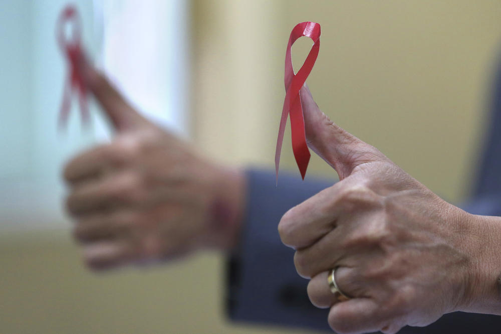 ZNA SE KOLIKO SRBA IMA HIV/AIDS! Batut objavio ZVANIČNE PODATKE, ove godine 29 putа više novoobolelih mušкаrаcа nego žena