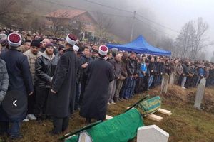 SUZE, BOL I MUK: Stotine ljudi oprostilo se od tragično stradalih majke i ćerke kod Novog Travnika