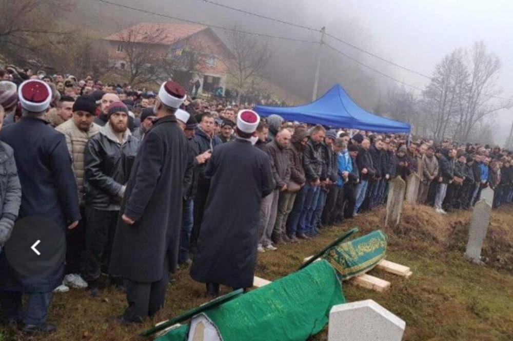 SUZE, BOL I MUK: Stotine ljudi oprostilo se od tragično stradalih majke i ćerke kod Novog Travnika