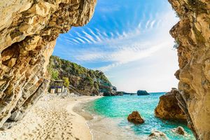 LETUJTE U GRČKIM HOTELIMA PO CENAMA NIŽIM I DO SJAJNIH 60%! Iskoristite jedinstvene Travelland-ove popuste!