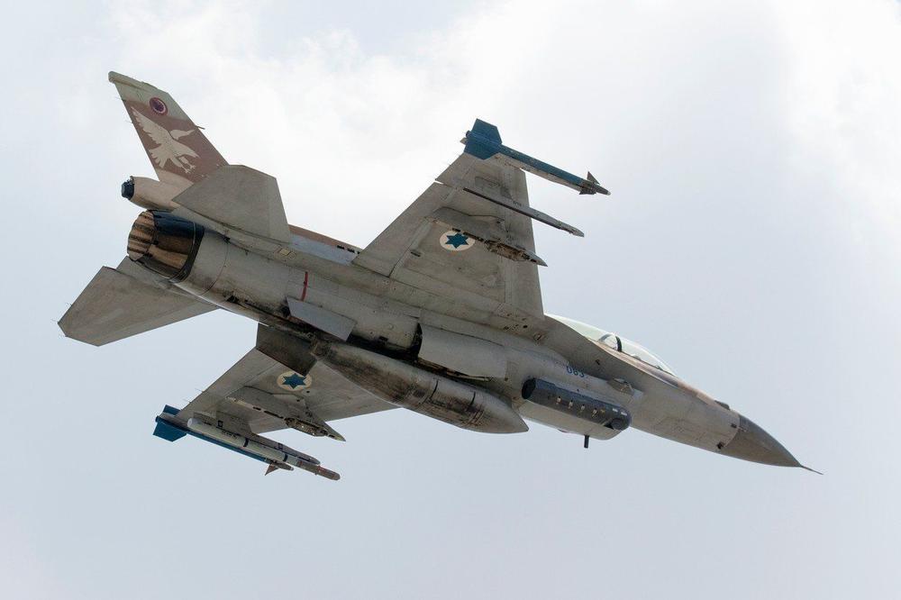 IZRAELSKI UDAR: Borbeni avioni napali pomorsku bazu Hamasa!