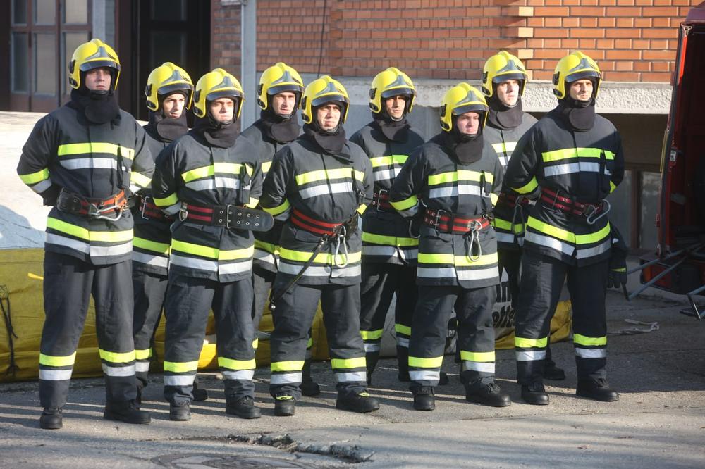 HEROJI U SENCI:  Vatrogasci-spasioci od početka ove godine imali 27.609 intervencija, spasli 1.167 ljudi