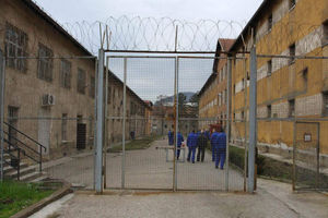 BEKSTVO IZ SLOVENAČKOG ALKATRAZA: Srbin i Bosanac pobegli iz zatvora u Kopru