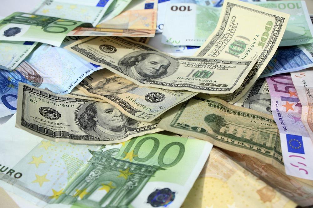 ŠOKANTAN SUNOVRAT EVRA! Evropska valuta pukla u odnosu na dolar zbog Francuske i Nemačke!