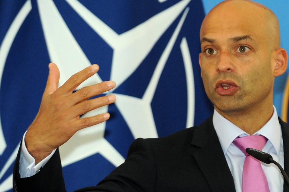 ŠOKANTNO UPOZORENJE ZVANIČNIKA NATO: Kosovska vojska neće voditi ka stabilnost, već možda nečem suprotnom...