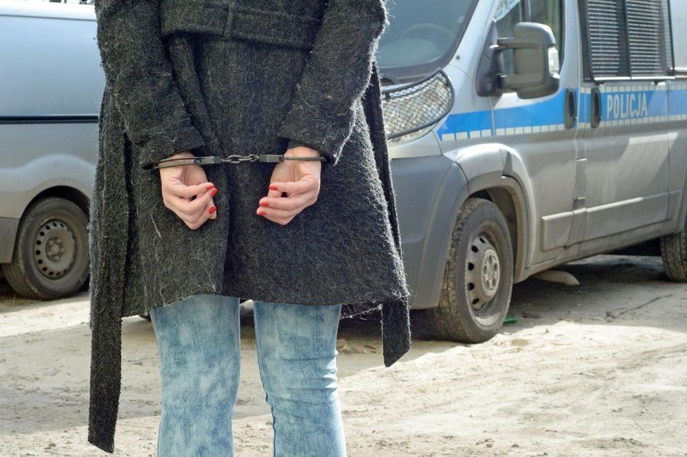 UHAPŠENA ALBANKA ZBOG UBISTVA: Uhvaćena na graničnom prelazu u Crnoj Gori, po poternici iz Pariza