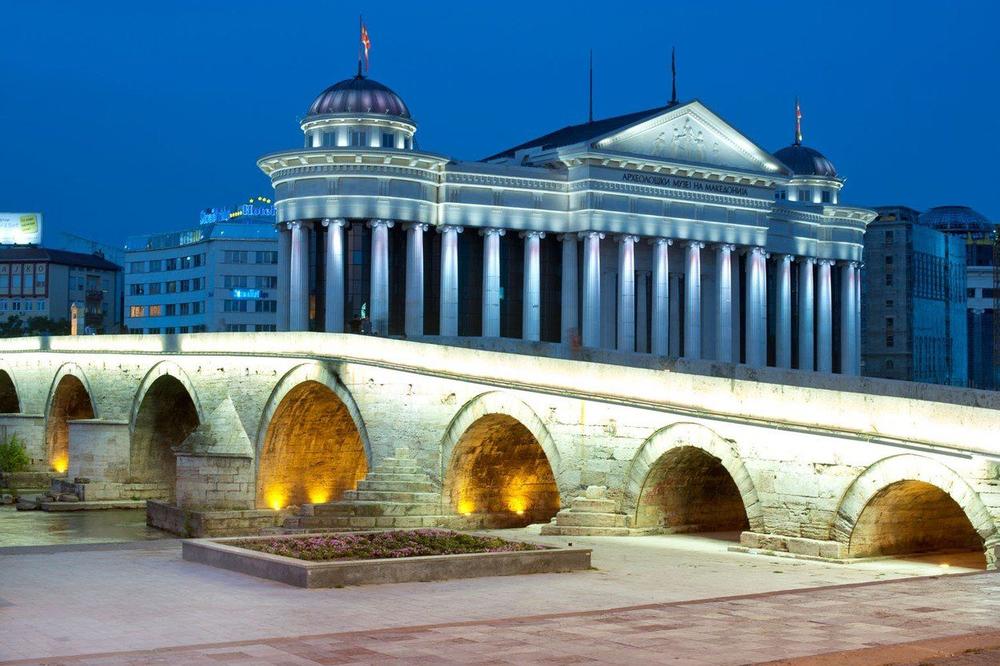 VANREDNE MERE U SEVERNOJ MAKEDONIJI ZBOG ZAGAĐENOSTI VAZDUHA: Skoplje uvelo besplatan javni prevoz, obustavljeni radovi!