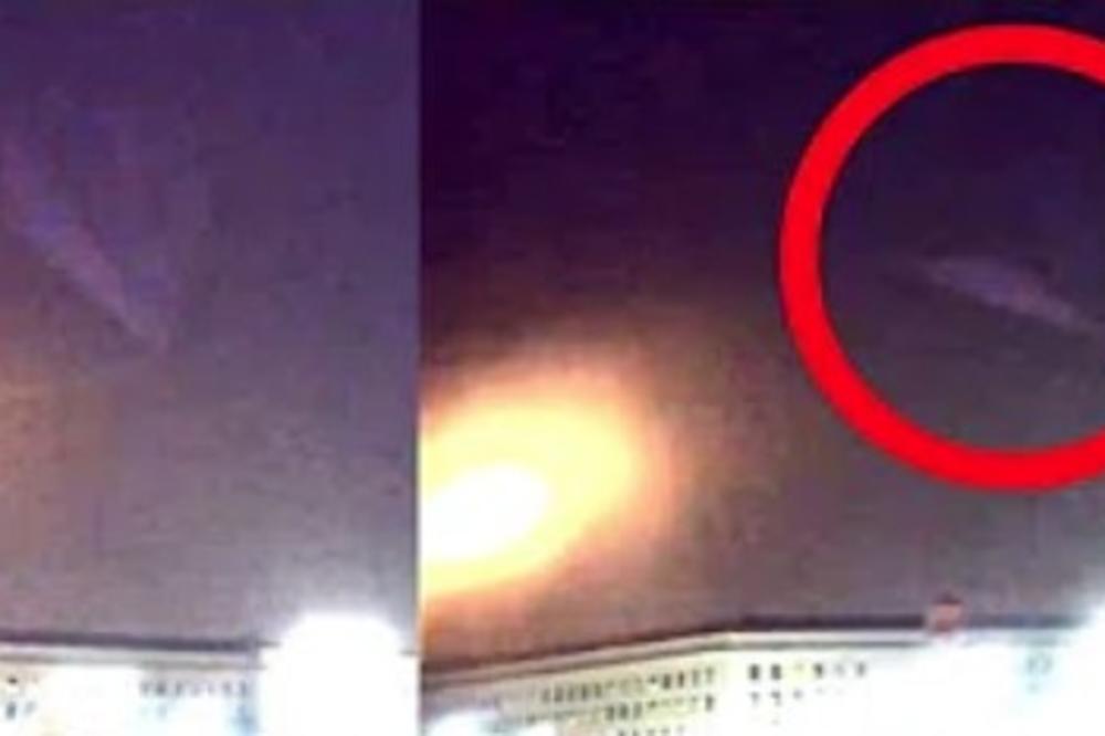 VANZEMALJCI ŠPIJUNIRAJU PENTAGON: Misteriozni objekat snimljen kako lebdi iznad američkog ministarstva odbrane (VIDEO)