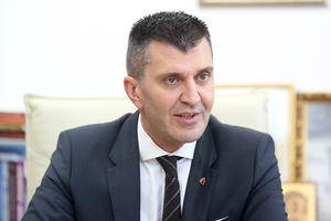 OKONČAN ŠTRAJK U RGZ: Ministar Zoran Đorđević i sindikati potpisali sporazum, od sutra rade sve filijale