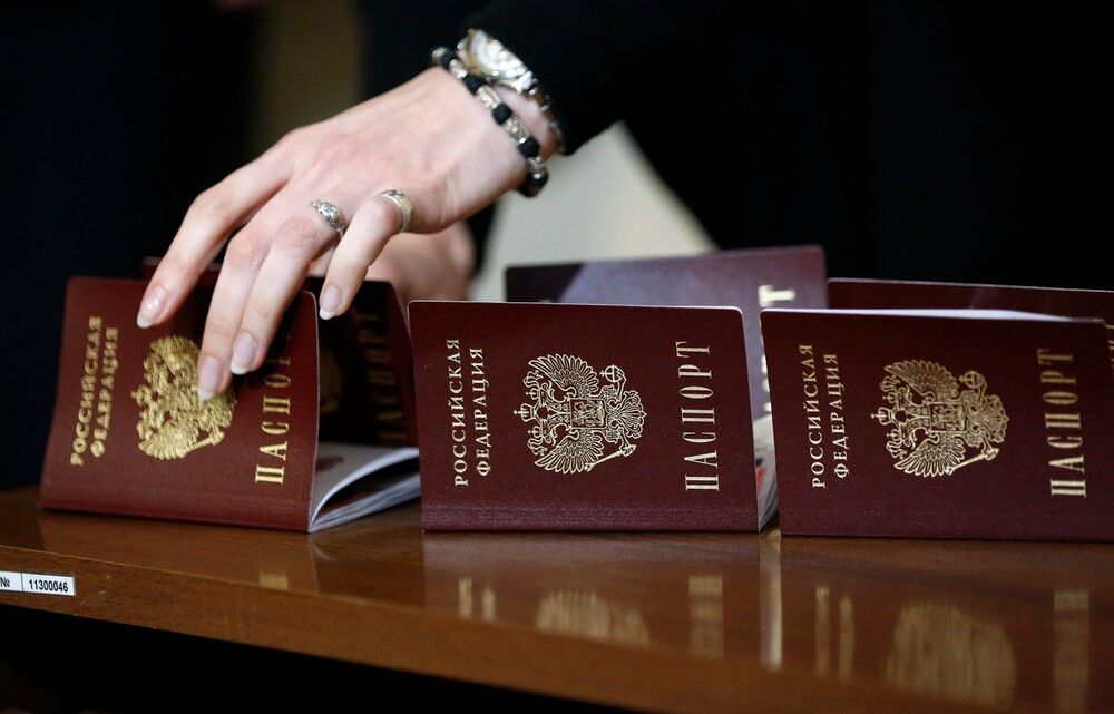 Slika broj 1365968. NOVA ODLUKA RUSKIH VLASTI: Mobilisanim državljanima neće biti izdavani pasoši za put u inostranstvo