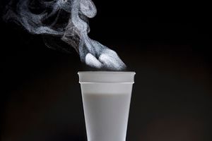 SAČEKAJTE ČETIRI MINUTA PRE KONZUMIRANJA: Vrela kafa ili čaj mogu izazvati rak jednjaka