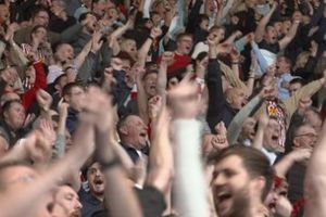 TREĆA LIGA, A NA STADIONU 46.000 LJUDI: Za Engleze je fudbal mnogo više od igre