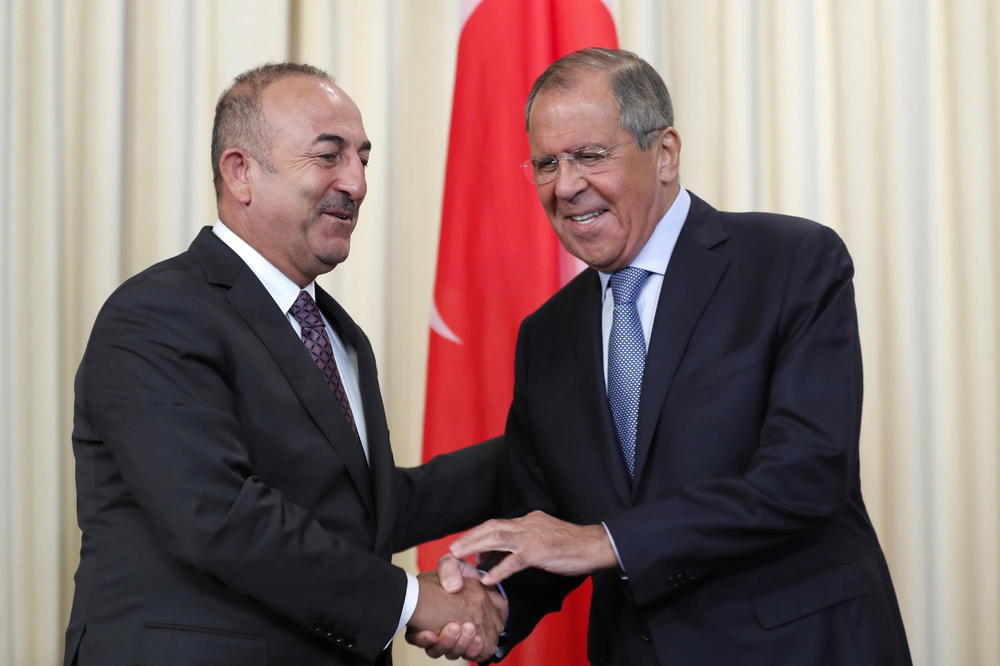 NOVI ŠAMAR TURSKE AMERICI: Pozvali Rusiju i Iran da kontrolišu povlačenje trupa SAD iz Sirije