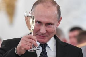 KAD PUTIN ČESTITA NOVU GODINU I BOŽIĆ: Evo kome je predsednik Rusije poslao najbolje želje, a još zanimljivije EVO KOGA JE PRESKOČIO!