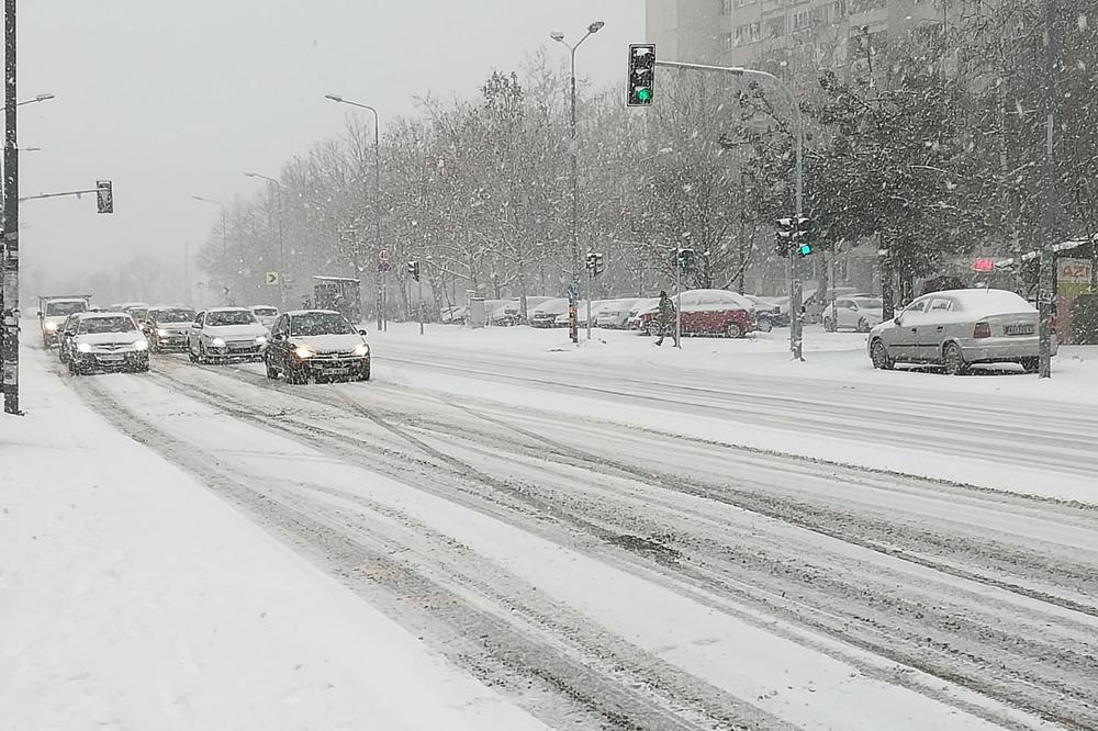LEDARA! SRBIJA DANAS U MINUSU: Meteorolozi poručuju da stiže nova tura snega, oko Nove Varoši ima ga već POLA METRA! Evo gde je jutros najhladnije sa MINUS 15